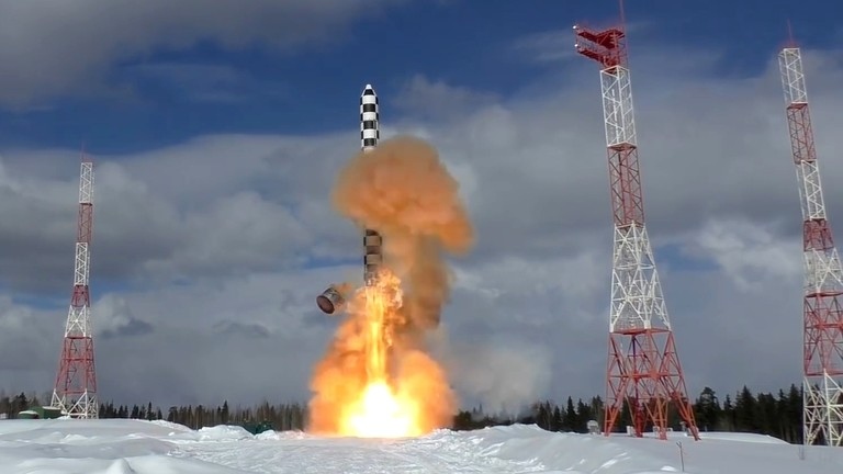 Nga công bố thời gian triển khai tên lửa đạn đạo liên lục địa mới nhất
